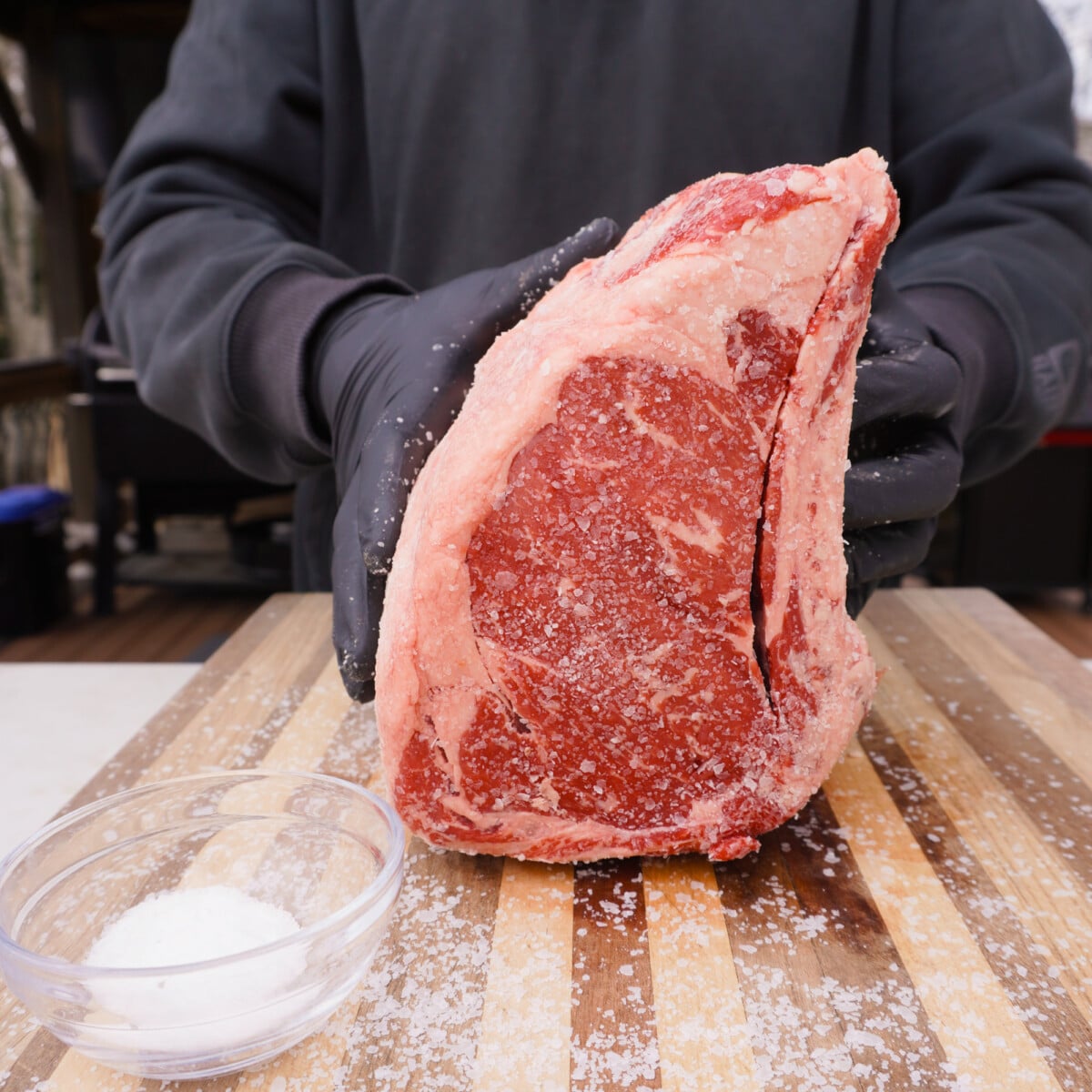 Dry brine prep on prime rib.